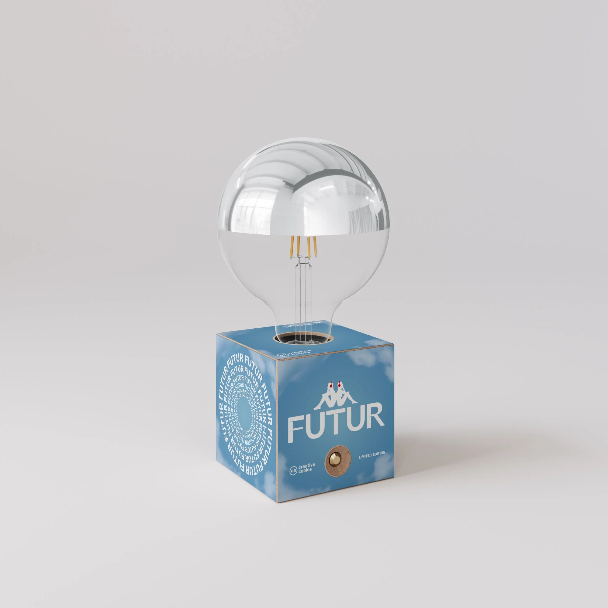 Lampe à batterie Cabless03 « Futur » avec ampoule globe demi-sphère argent - Futur Festival - Image 3