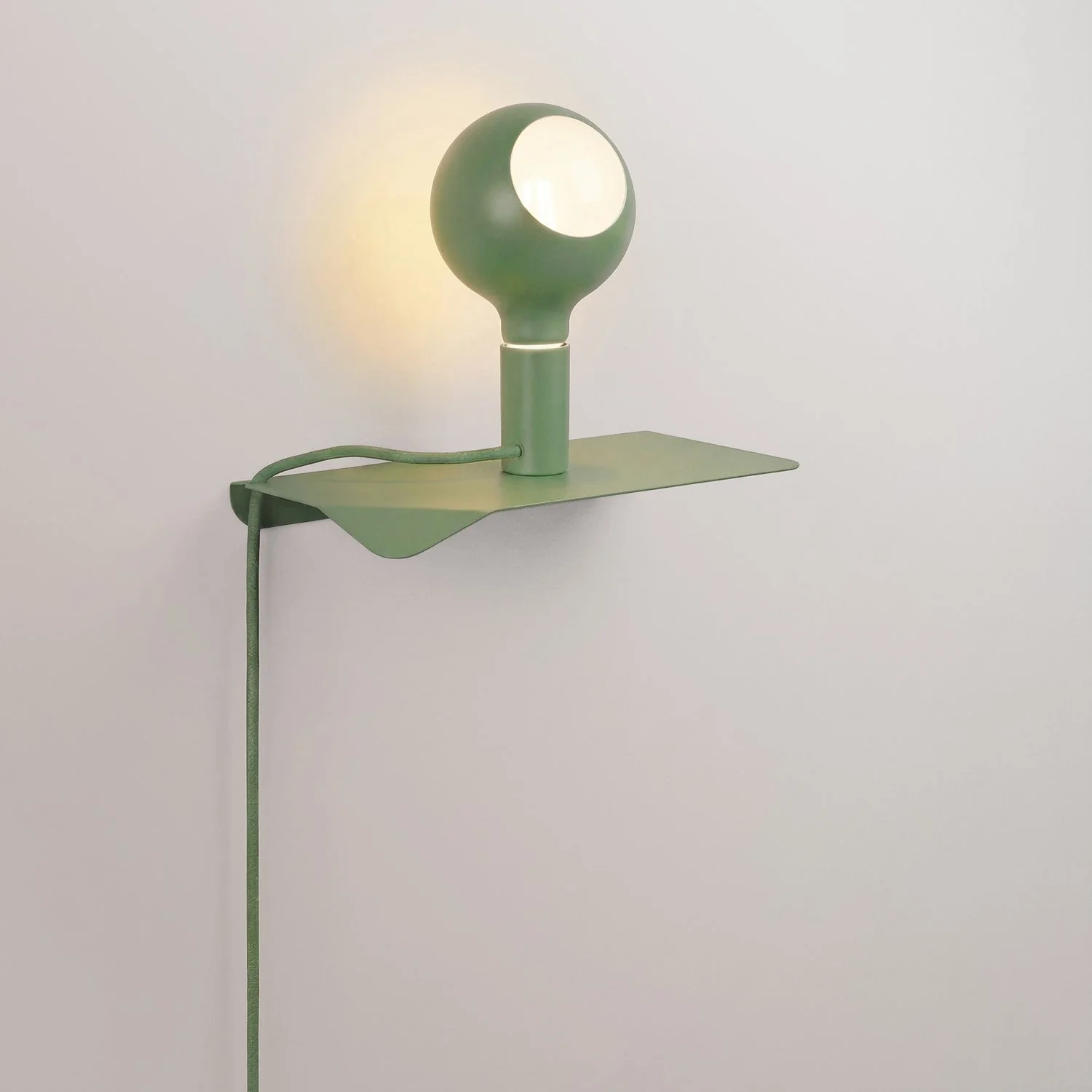 Combo Camo - Lampe avec étagère et fiche UK - Vert