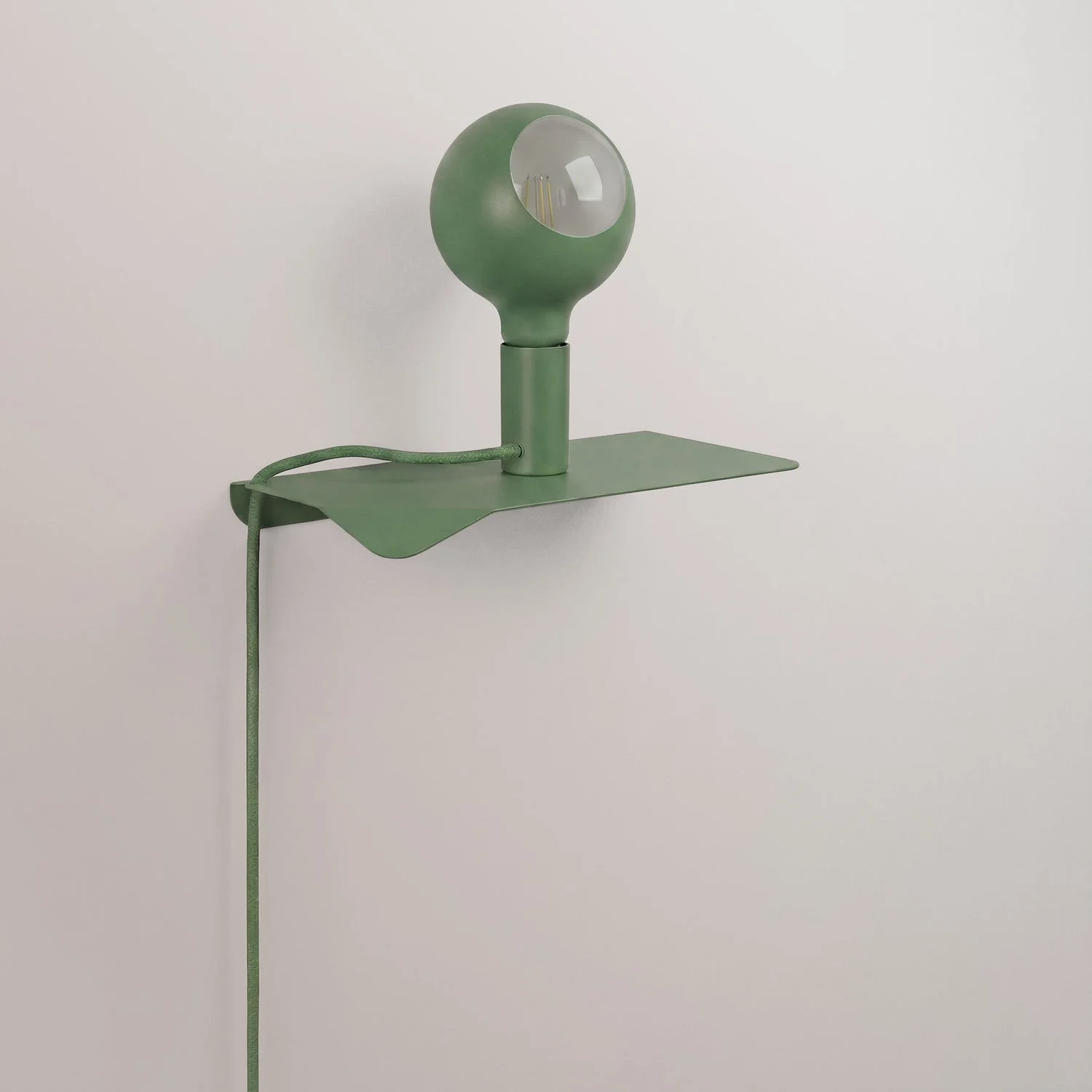 Combo Camo - Lampe avec étagère et fiche UK - Vert - Image 3