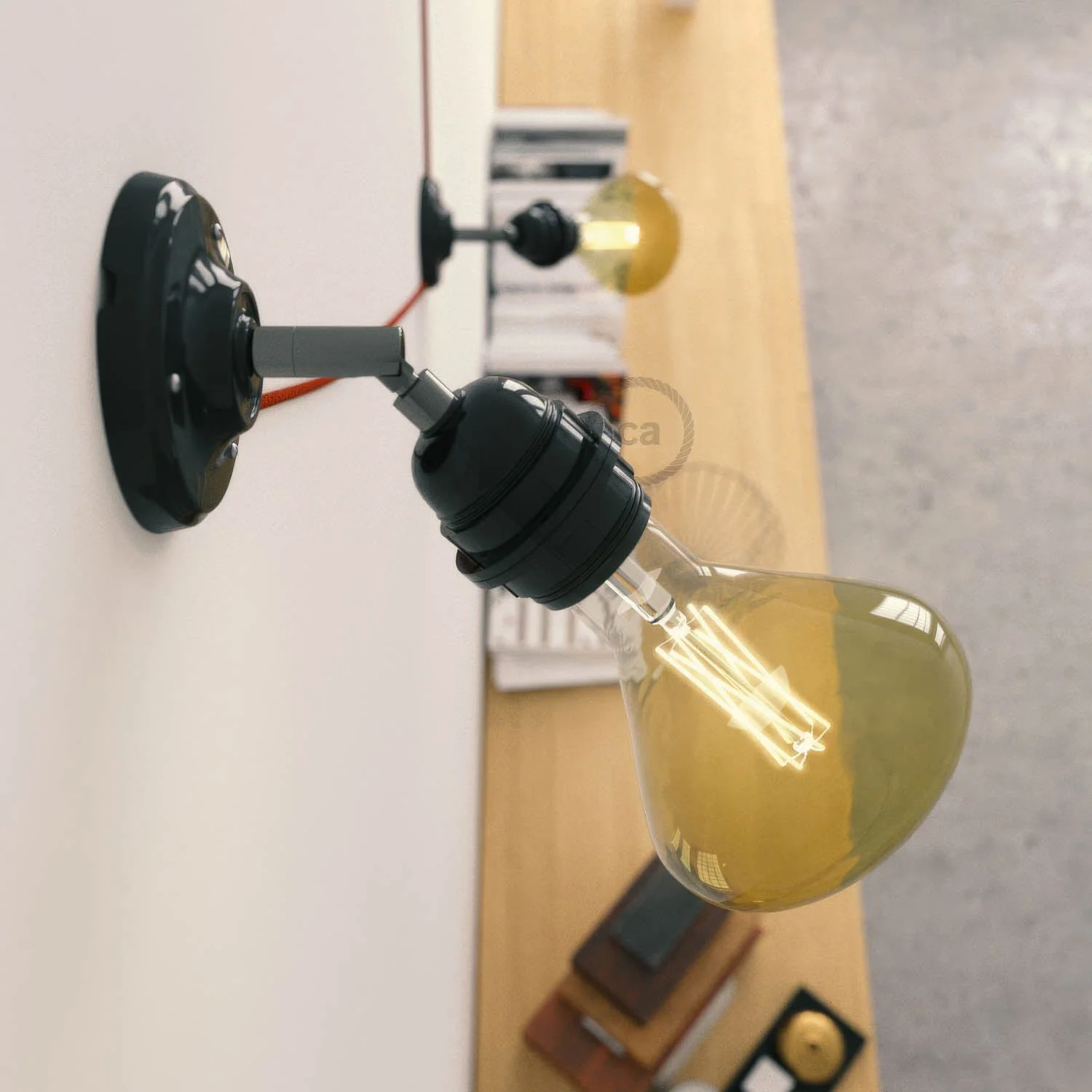 Fermaluce 90° Classique avec douille filetée E26, la lumière orientable en porcelaine – Noir - Image 2
