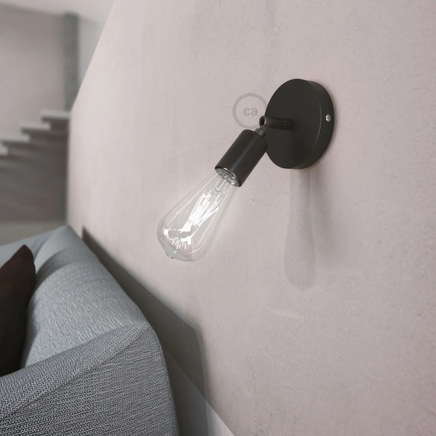 Fermaluce Métal 90°, point lumineux orientable mural ou plafond - Noir - Image 2