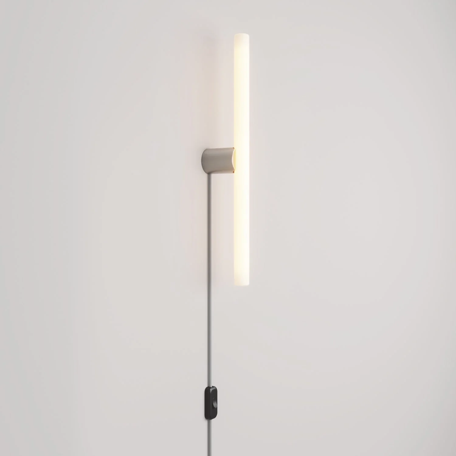 Lampe avec fiche finition métallique et ampoule LED linéaire S14d - Titane satiné