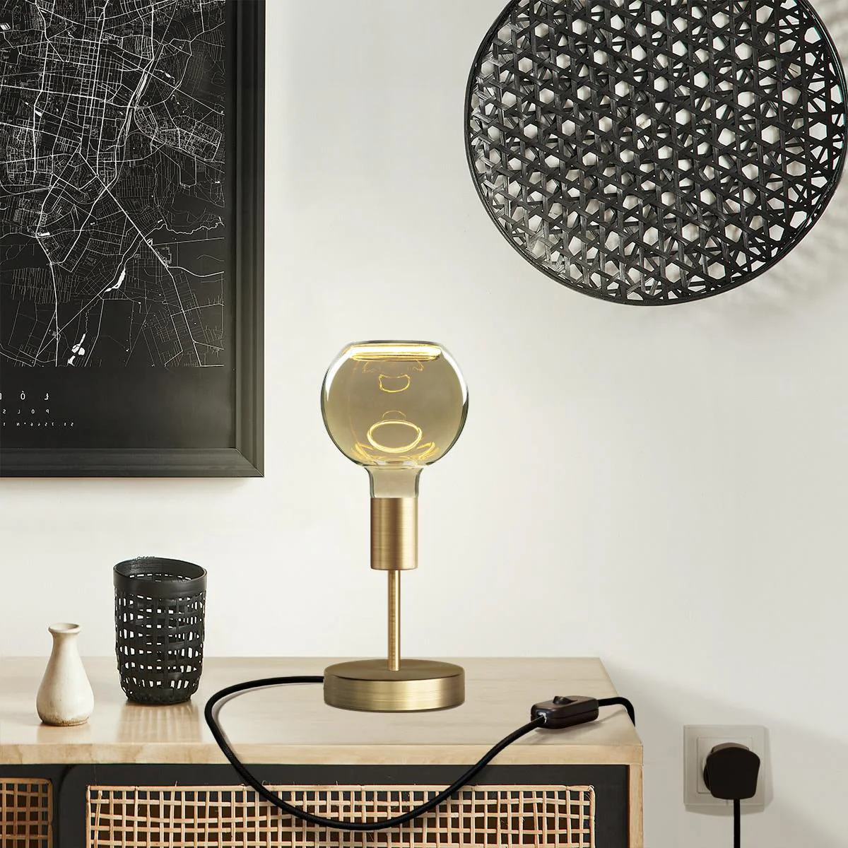 Lampe de table Alzaluce Globo Ghost en métal et fiche UK - Bronze satiné - Image 2