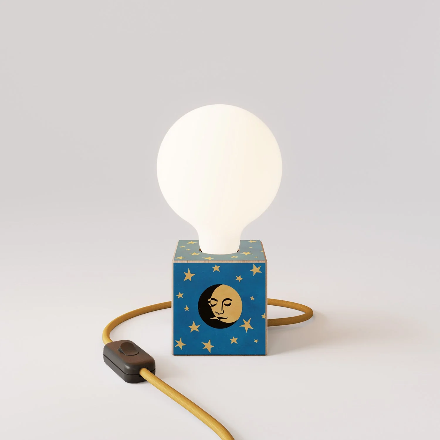 Lampe de table Cubetto avec fiche US, ampoule globe effet porcelaine « La luna » - Santomanifesto - Image 4