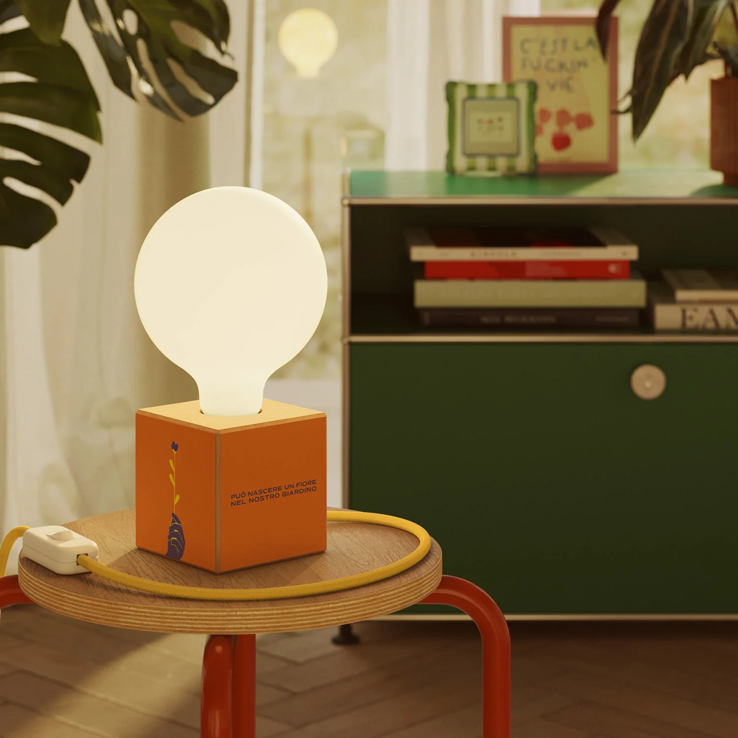 Lampe de table Cubetto « Il peut naître un fleur » avec fiche anglaise et ampoule globe effet porcelaine - Santomanifesto - Image 2