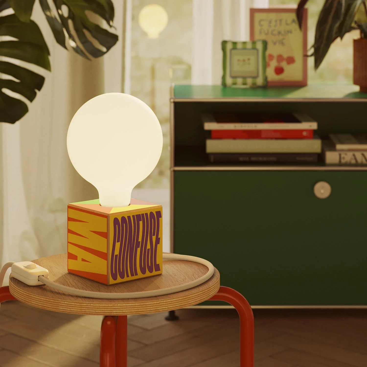 Lampe de table Cubetto "Poche idee ma confuse" avec Fiche anglaise et ampoule globe effet porcelaine - Santomanifesto - Image 2