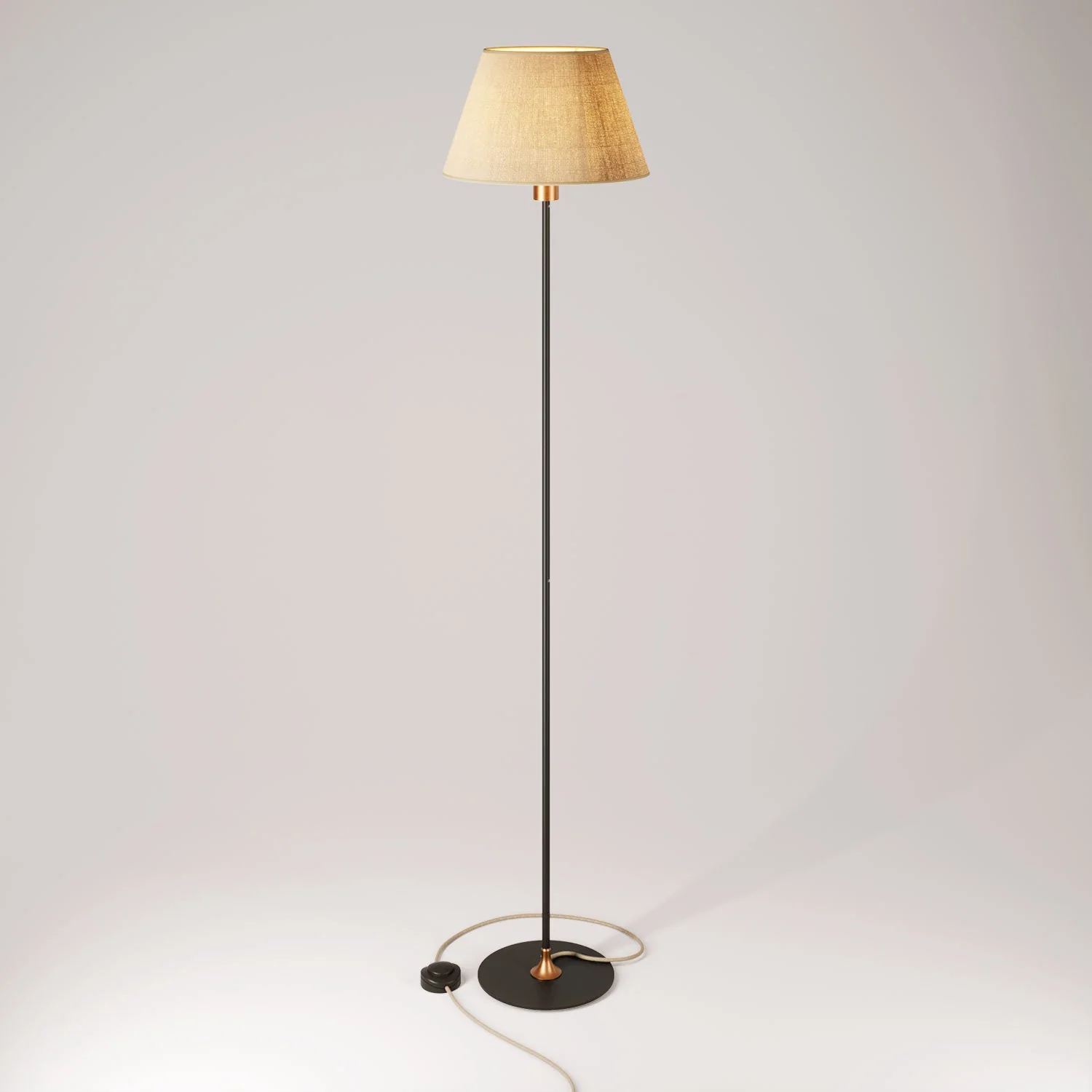 Lampe sur pied MAG-Y avec base métallique ronde et abat-jour Impero M - Cuivre satiné