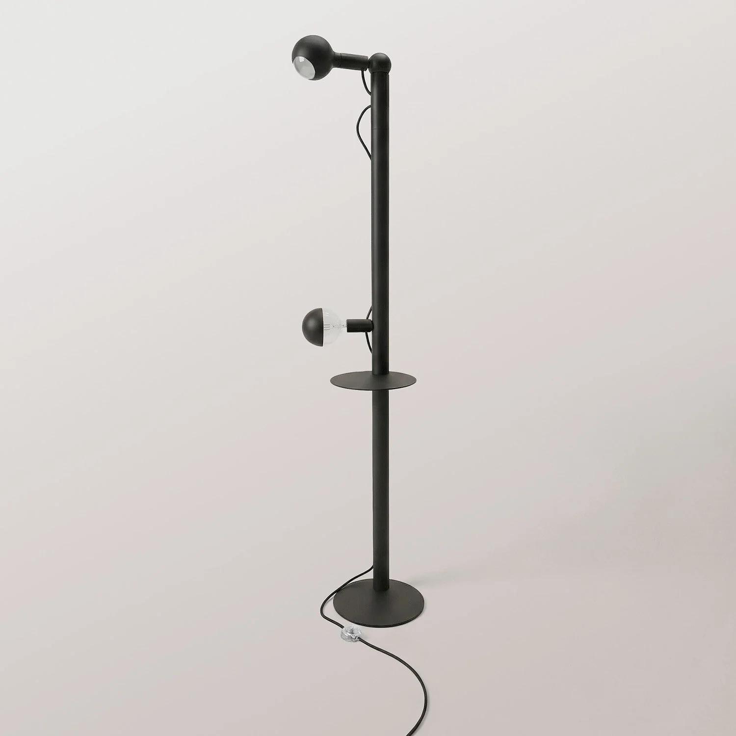 Rocco XXL - Lampadaire avec Fiche UK et Ampoule Maria et Camo - Noir - Image 5
